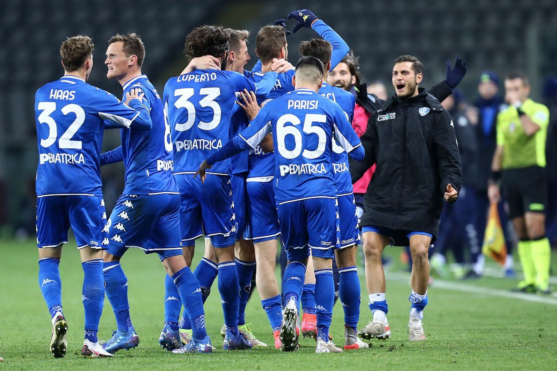 也是对各方 也是对各方